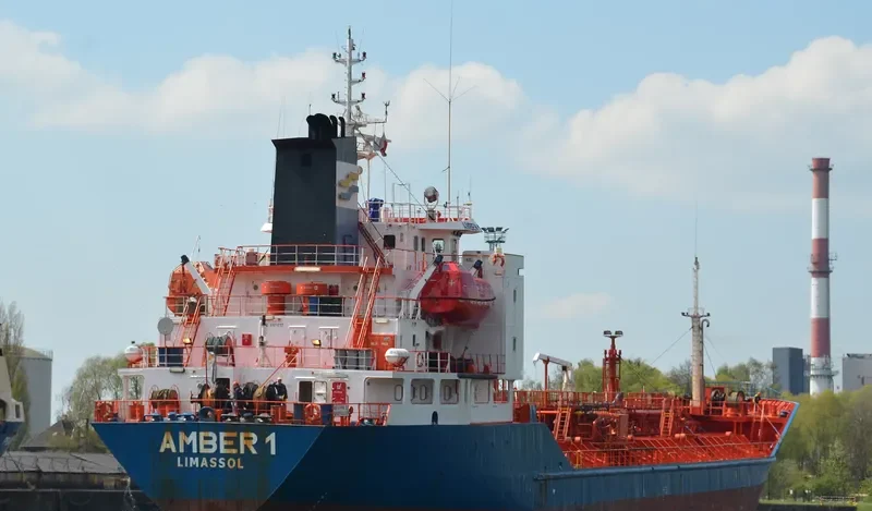 ZALIV STRELOK Tanker IMO 9174713 photo 3