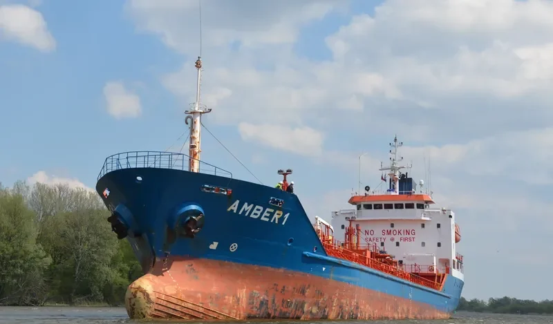 ZALIV STRELOK Tanker IMO 9174713 photo 4