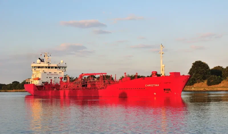 LIZA DESTINY Tanker IMO 9175080 photo 8
