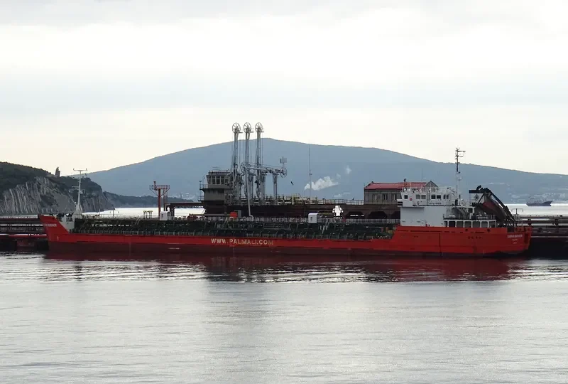 CASPIAN MARINER Tanker IMO 9175171 photo 5