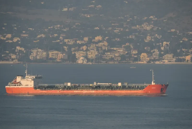 VARUNI Tanker IMO 9175236 photo 6