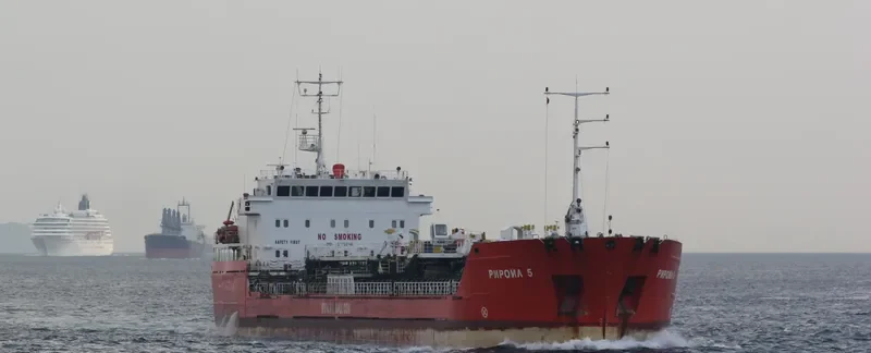 KARADENIZ POWERSHIP SELMA SULT Tanker IMO 9175248 photo 10