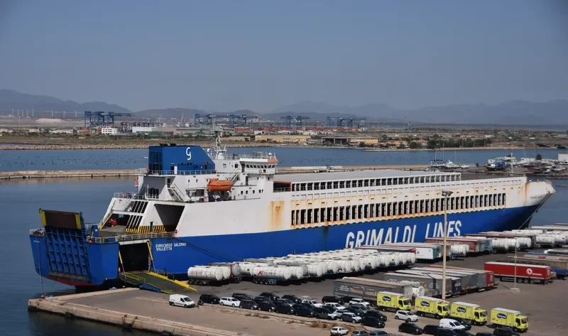 EUROCARGO SALERNO Ro-Ro IMO 9175494 photo 6