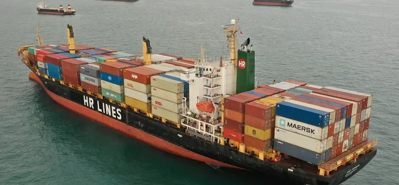 HR RHEA Container Ship IMO 9175597 photo 4