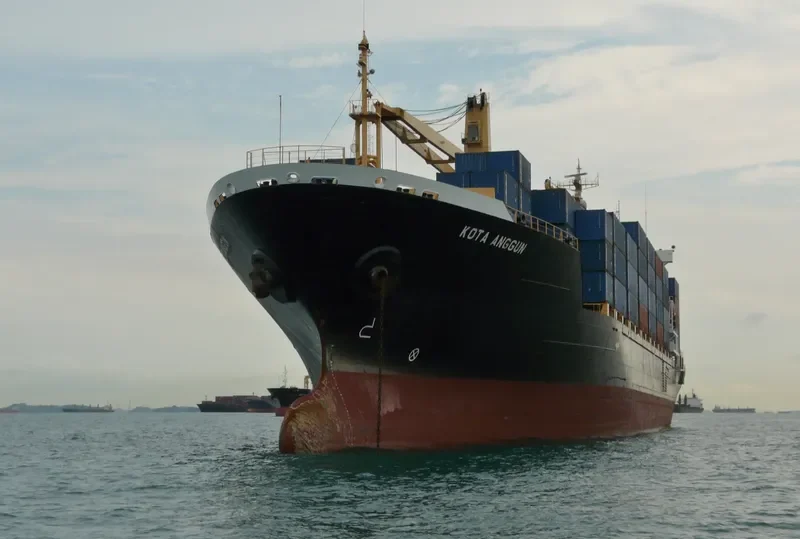 KOTA ANGGUN Container Ship IMO 9175602 photo 3