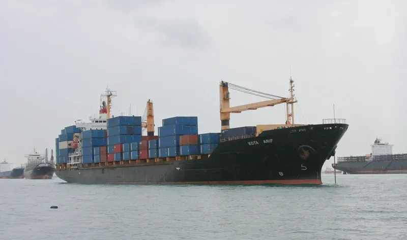 KOTA ARIF Container Ship IMO 9175614