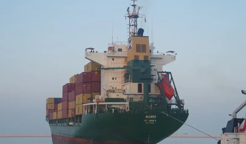 MANDO Container Ship IMO 9175705 photo 8