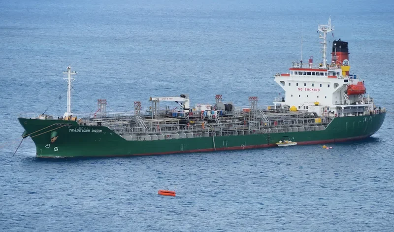 LAUREL Tanker IMO 9175729 photo 5