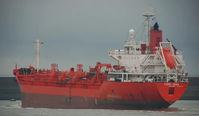 ANGEL 38 Tanker IMO 9175743 photo 3