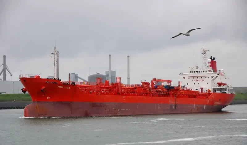 ANGEL 38 Tanker IMO 9175743 photo 4
