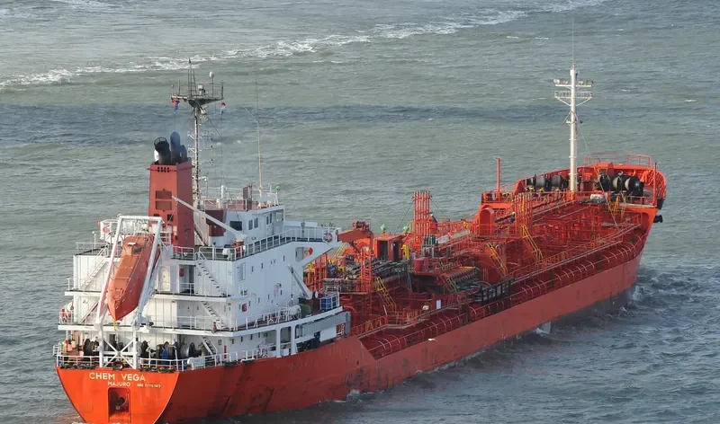 ANGEL 38 Tanker IMO 9175743 photo 6