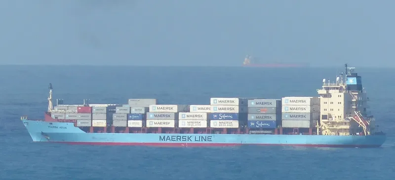 MAERSK ARUN Container Ship IMO 9175779 photo 4