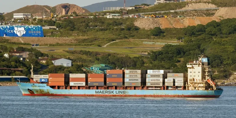 MAERSK ABERDEEN Container Ship IMO 9175793 photo 3