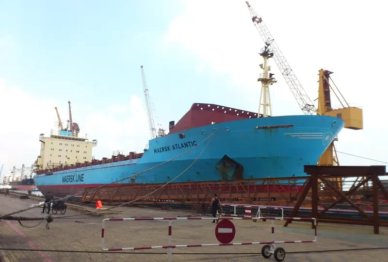 MAERSK ATLANTIC Container Ship IMO 9175808 photo 9
