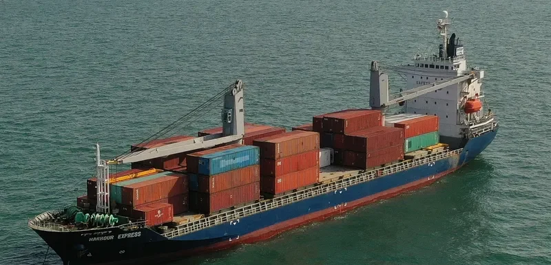 HARBOUR EXPRESS Container Ship IMO 9176503 photo 2