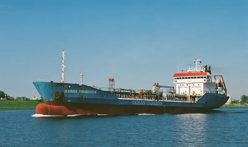 ELAURA Tanker IMO 9176591 photo 4