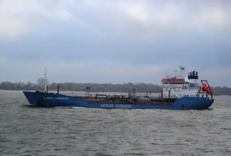ELAURA Tanker IMO 9176591 photo 9