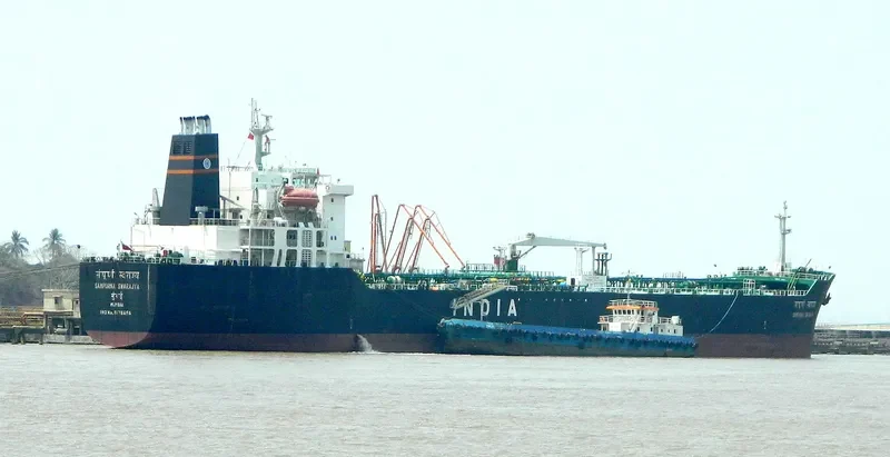 SAMPURNA SWARAJYA Tanker IMO 9176656