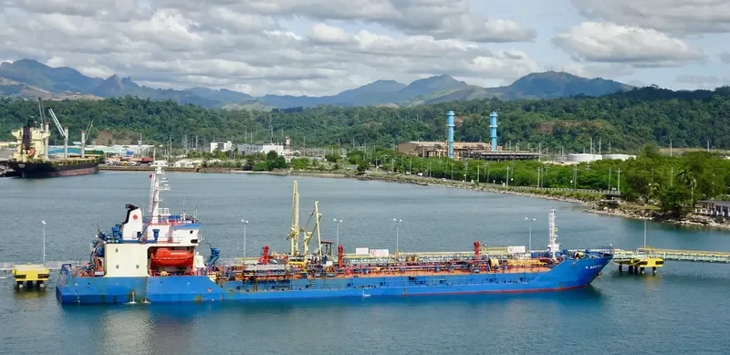 MAKISIG Tanker IMO 9176814 photo 3