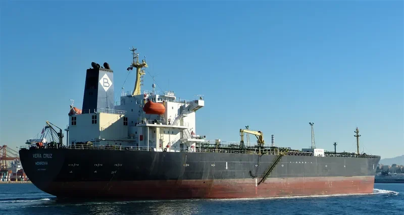 CONFIDENCE P Tanker IMO 9178044 photo 2