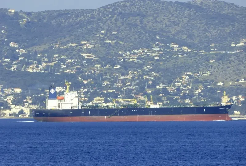 CONFIDENCE P Tanker IMO 9178044 photo 5