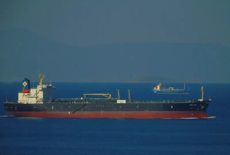 CONFIDENCE P Tanker IMO 9178044 photo 8