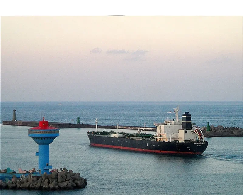 STROVOLOS Tanker IMO 9178056 photo 5