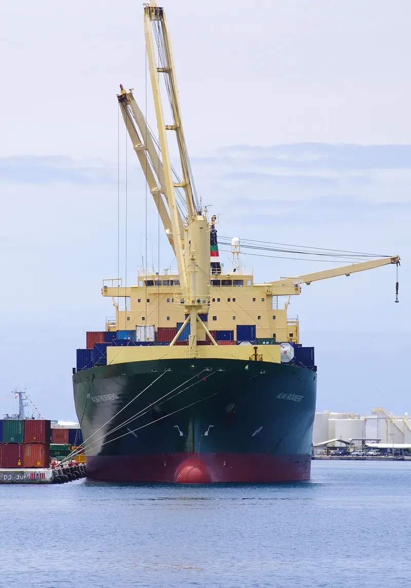 SPIRIT OF CAPE TOWN Container Ship IMO 9178290 photo 8