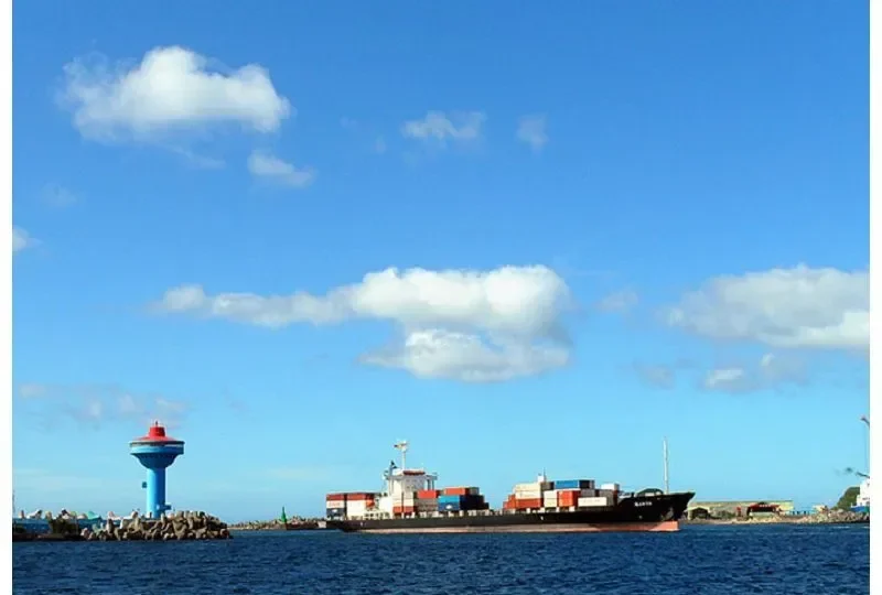 MERATUS MEDAN 5 Container Ship IMO 9178393 photo 6