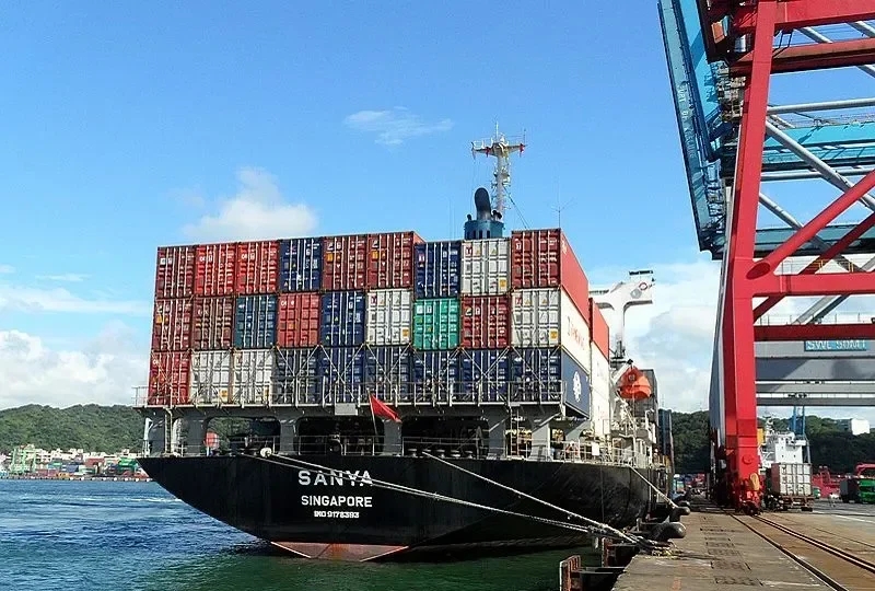 MERATUS MEDAN 5 Container Ship IMO 9178393 photo 10