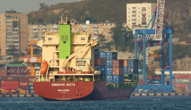 SINOKOR AKITA Container Ship IMO 9179440 photo 4