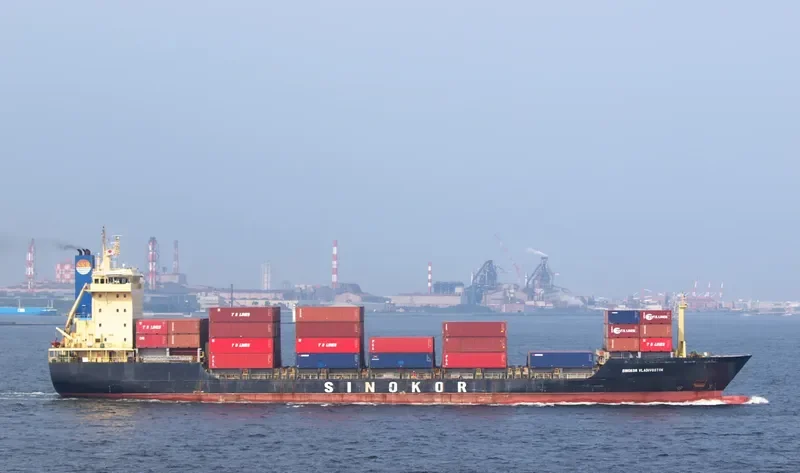 SINOKOR VLADIVOSTOK Container Ship IMO 9179452 photo 5