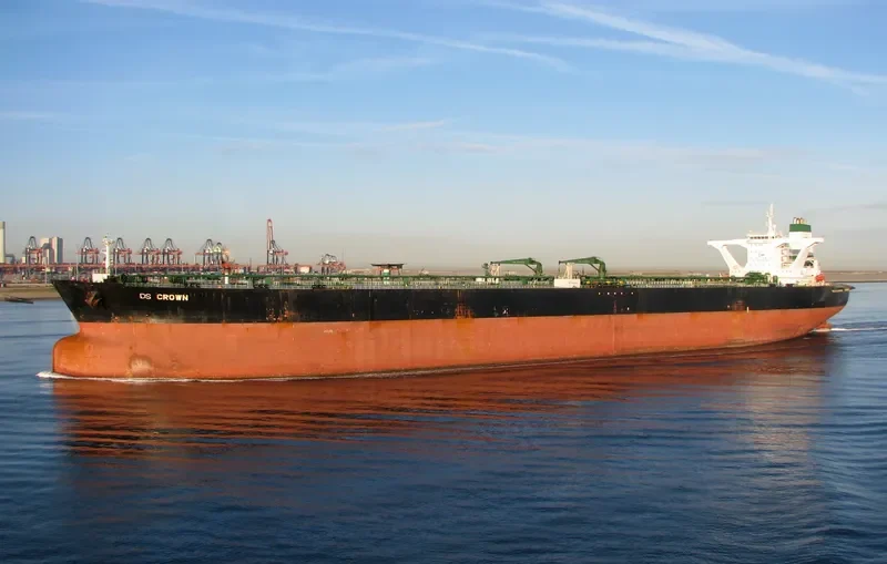 CROWN Tanker IMO 9179646 photo 8