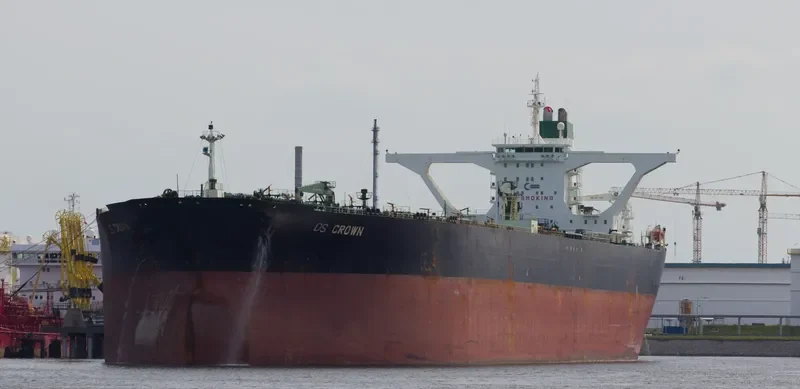 CROWN Tanker IMO 9179646 photo 10