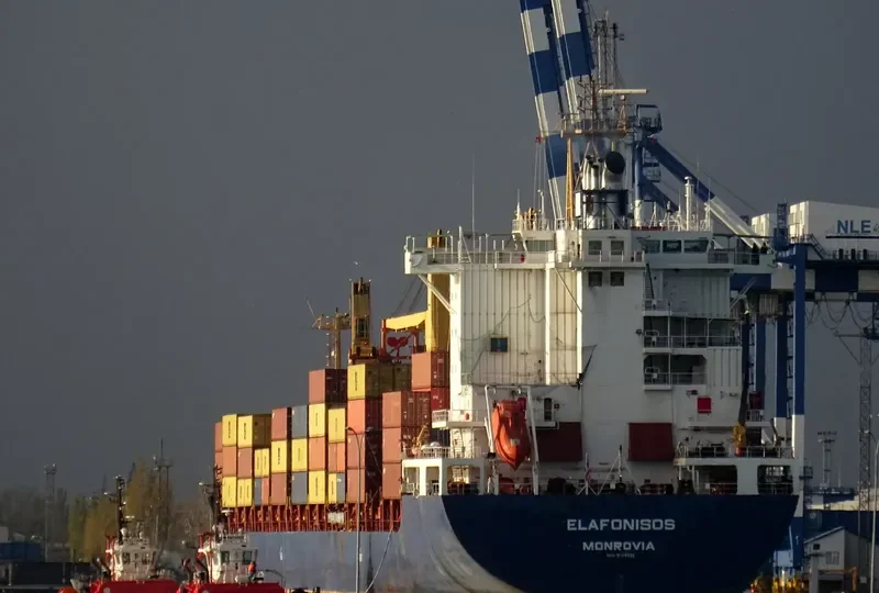 ELAFONISOS Container Ship IMO 9179816 photo 4