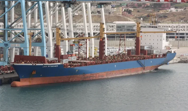 JAN RITSCHER Container Ship IMO 9179828 photo 3
