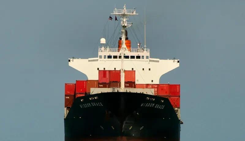 WISDOM GRACE Container Ship IMO 9180047 photo 7