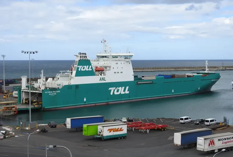 JOLLY BLUE Ro-Ro IMO 9180205 photo 4