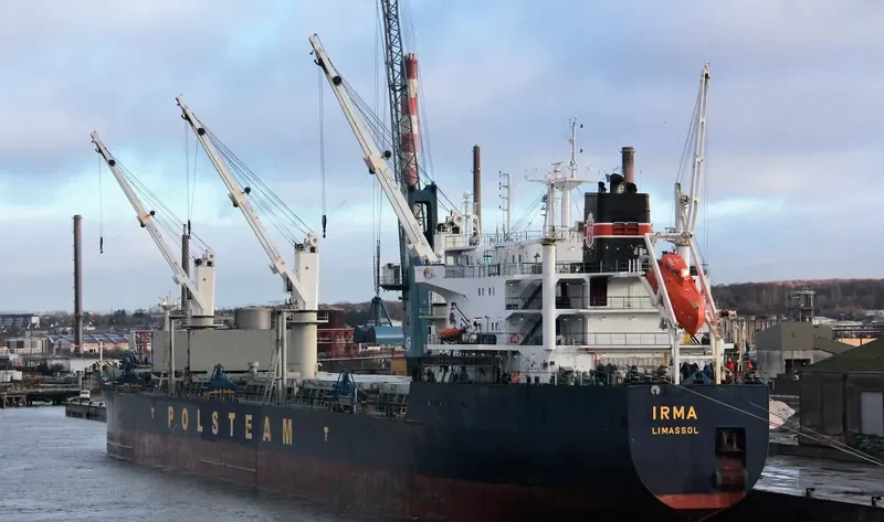 IRMA Bulk Carrier IMO 9180396 photo 2