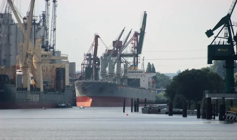 HIROKI Bulk Carrier IMO 9181120 photo 4