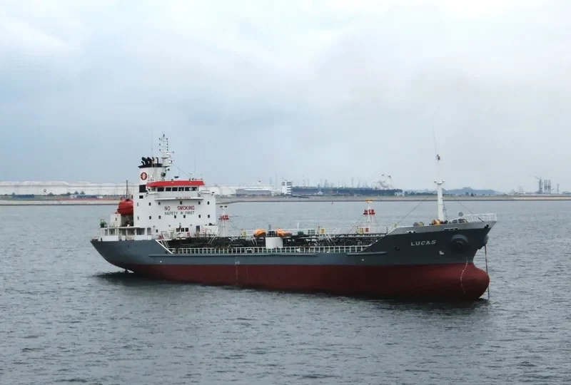 LUCAS Tanker IMO 9181211 photo 2