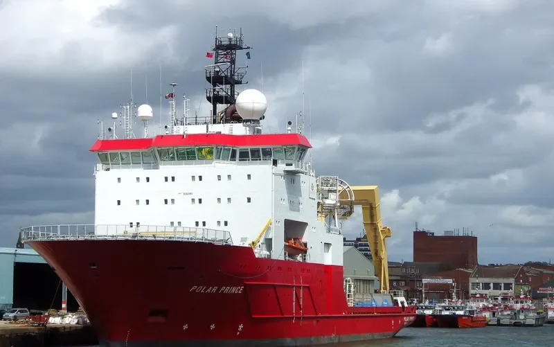 AETHRA Offshore Vessel IMO 9181481 photo 3