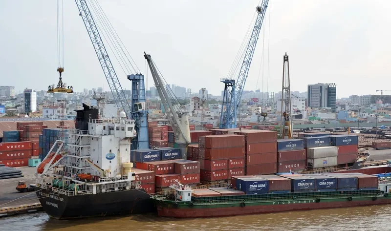 FORTUNE NAVIGATOR Container Ship IMO 9181637