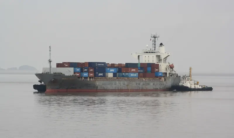 BLPL CHERRY Container Ship IMO 9181754 photo 5