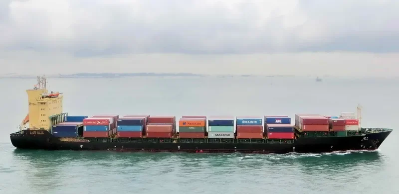 IG 1 Container Ship IMO 9182631 photo 2