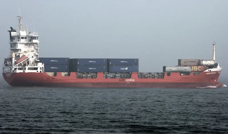 A2B ENERGY Container Ship IMO 9183427 photo 9