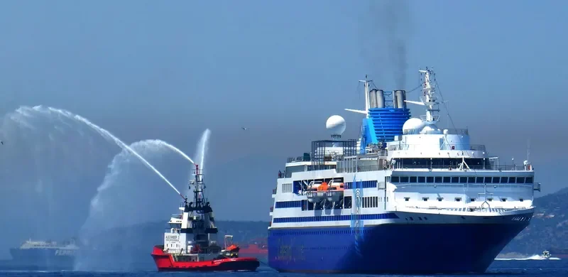 BLUE DREAM STAR Passenger Ship IMO 9183518 photo 5