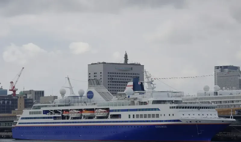 BLUE DREAM STAR Passenger Ship IMO 9183518 photo 7