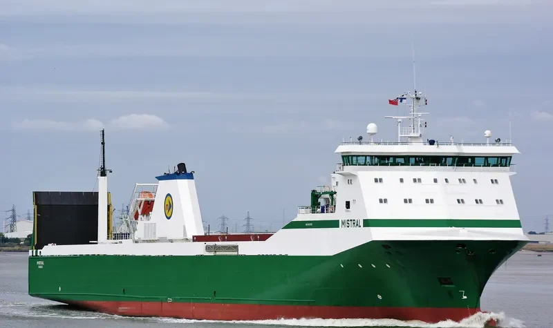 MISTRAL Ro-Ro IMO 9183788 photo 6