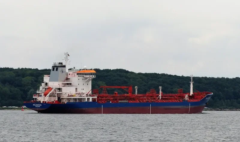 BUKHTA NAGAEVA Tanker IMO 9183817 photo 3